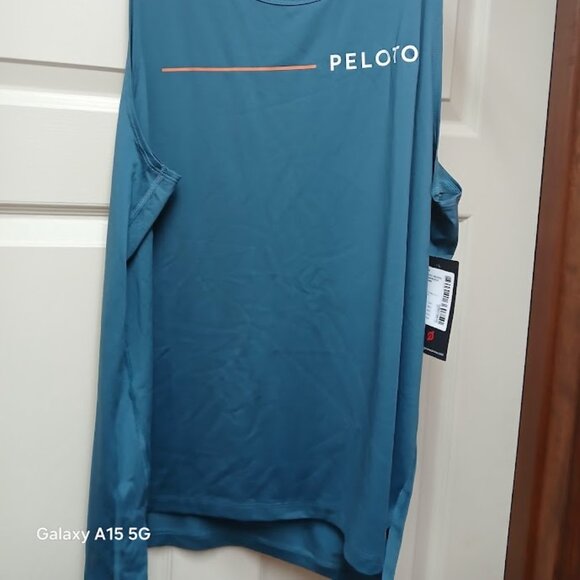 Peloton Run Muscle Tank Size Medium FA121 New With Tags - Picture 2 of 10